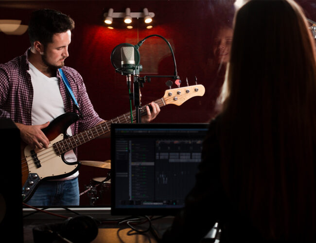 Jack White Teams Up with Q-Tip for New Song « Hi-De-Ho »: Stream